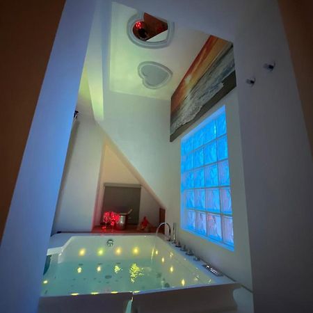 Visavi' Luxury Room ตอร์เร อา มาเร ภายนอก รูปภาพ