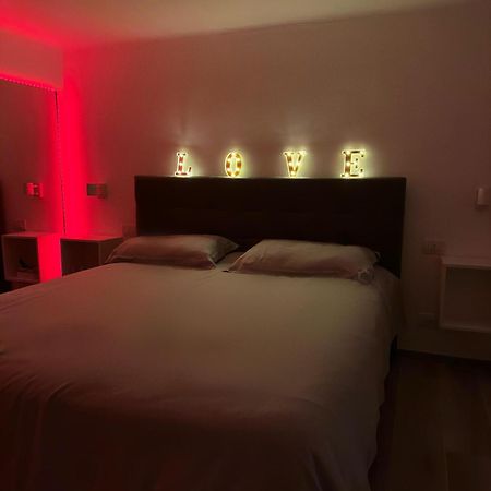 Visavi' Luxury Room ตอร์เร อา มาเร ภายนอก รูปภาพ