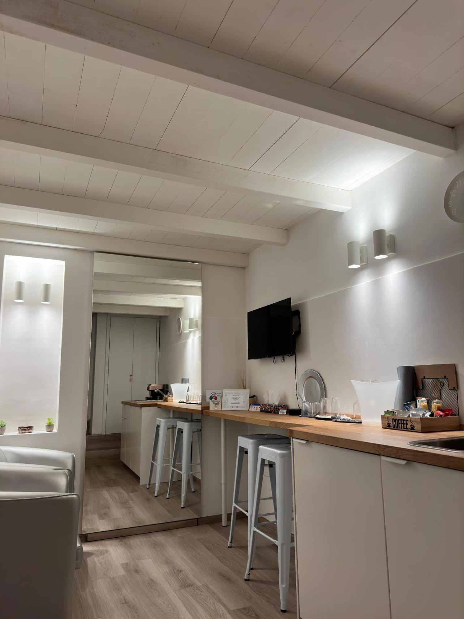 Visavi' Luxury Room ตอร์เร อา มาเร ภายนอก รูปภาพ